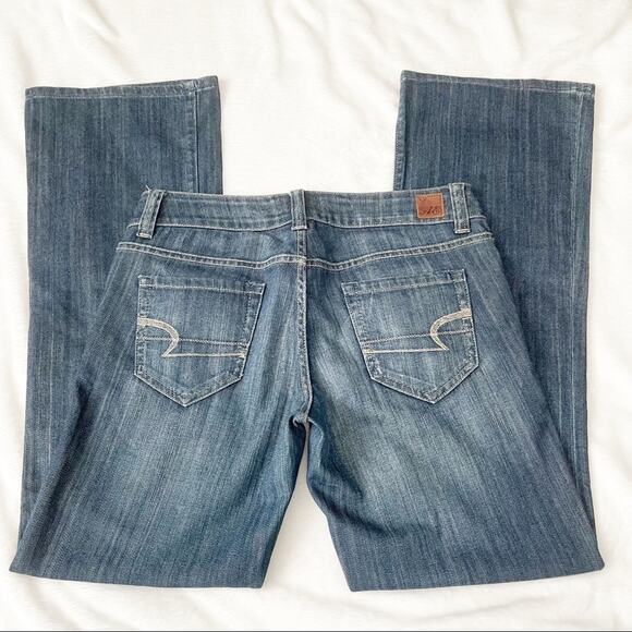 American Eagle outfitters Favorite Boyfriend Jeans dark blue flare size 8 AEO - Picture 7 of 8